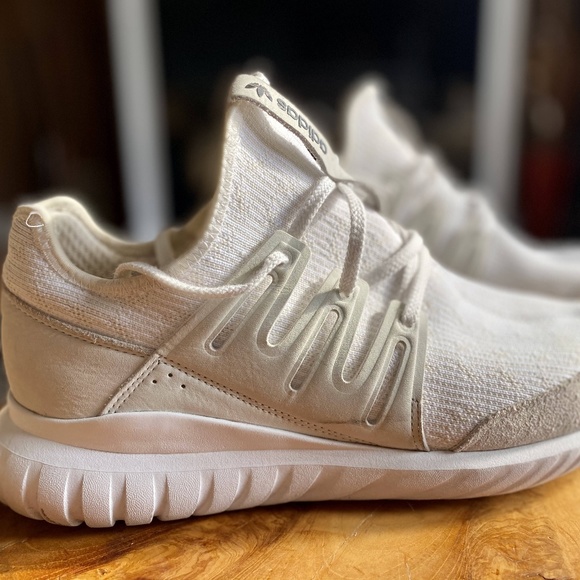 adidas tubular radial primeknit